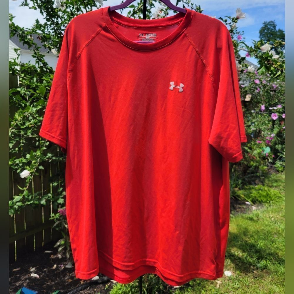 Mens Red Under Armour Shirt‎